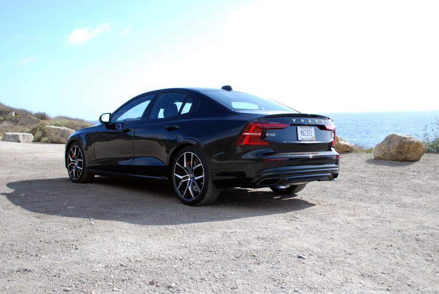  Volvo S60 Polestar Engineered 2018 года  (NA) (фото 14 из 30)